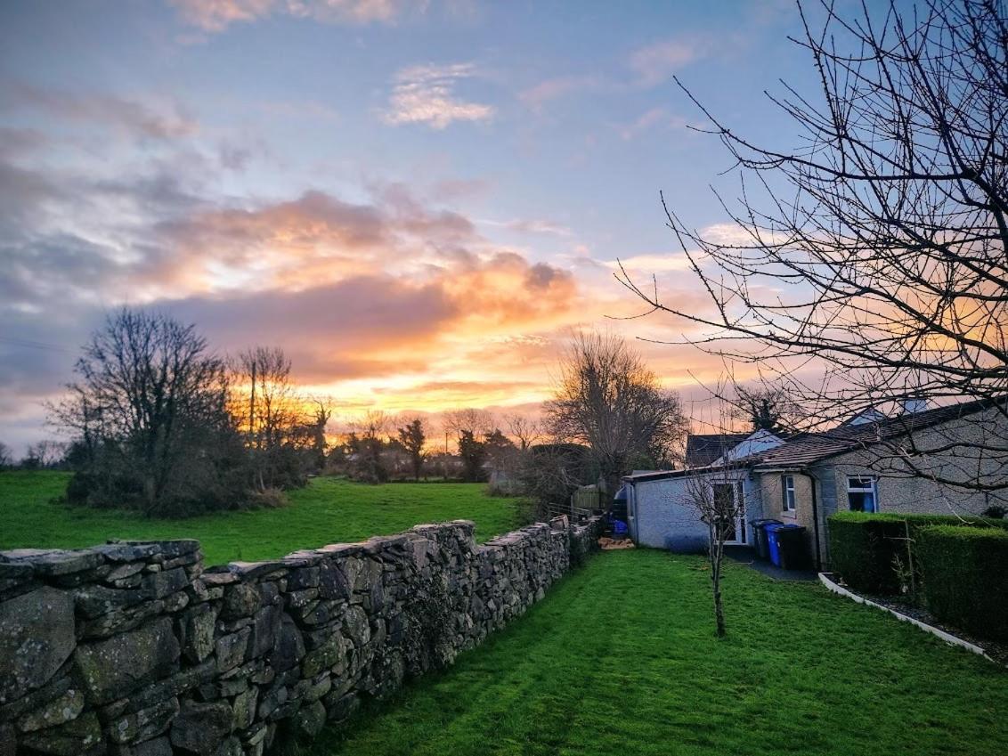 Annie Dee'S Guest Accommodation Ballygowan Extérieur photo